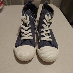 Kids shoes